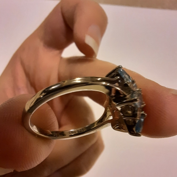 Blue Cambodian Zircon floral ring - Picture 4 of 5